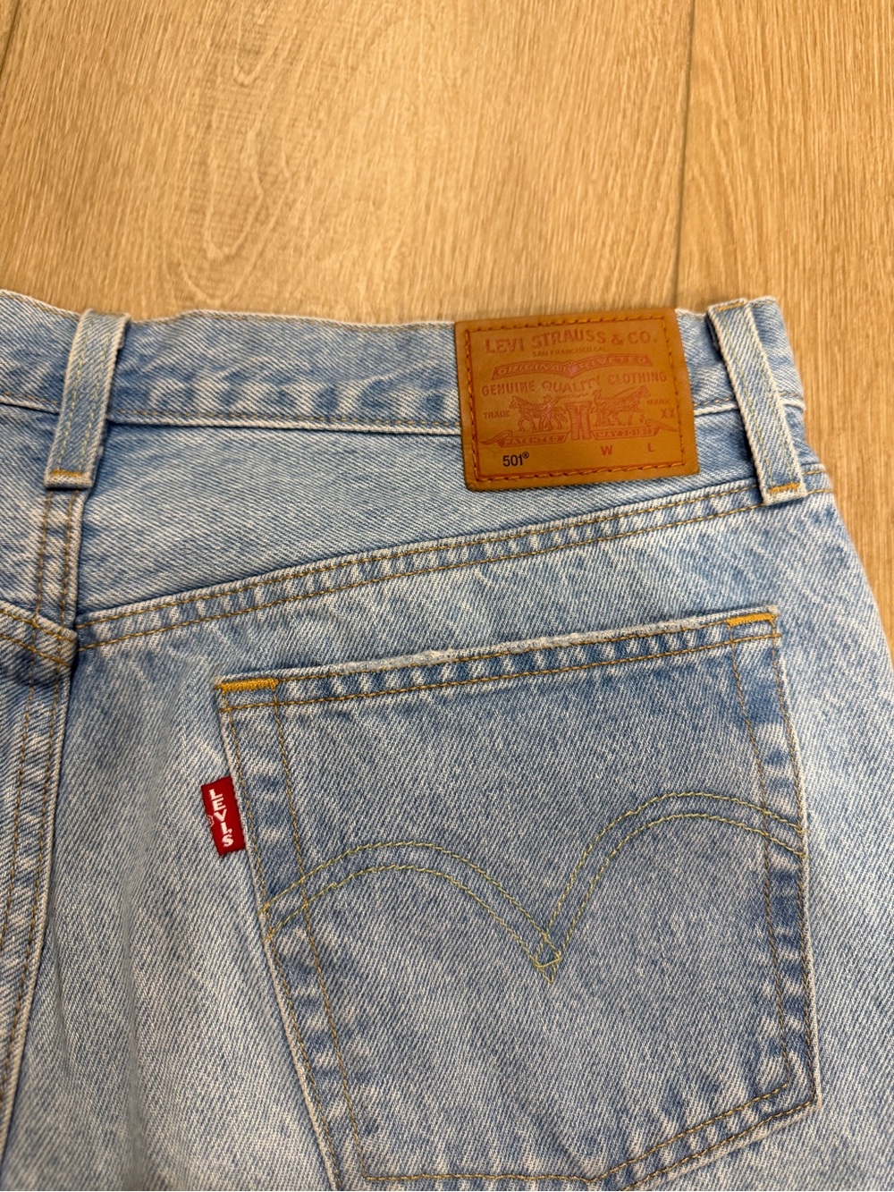 Levi's 501 Women's Straight Leg Light Blue Denim Jeans